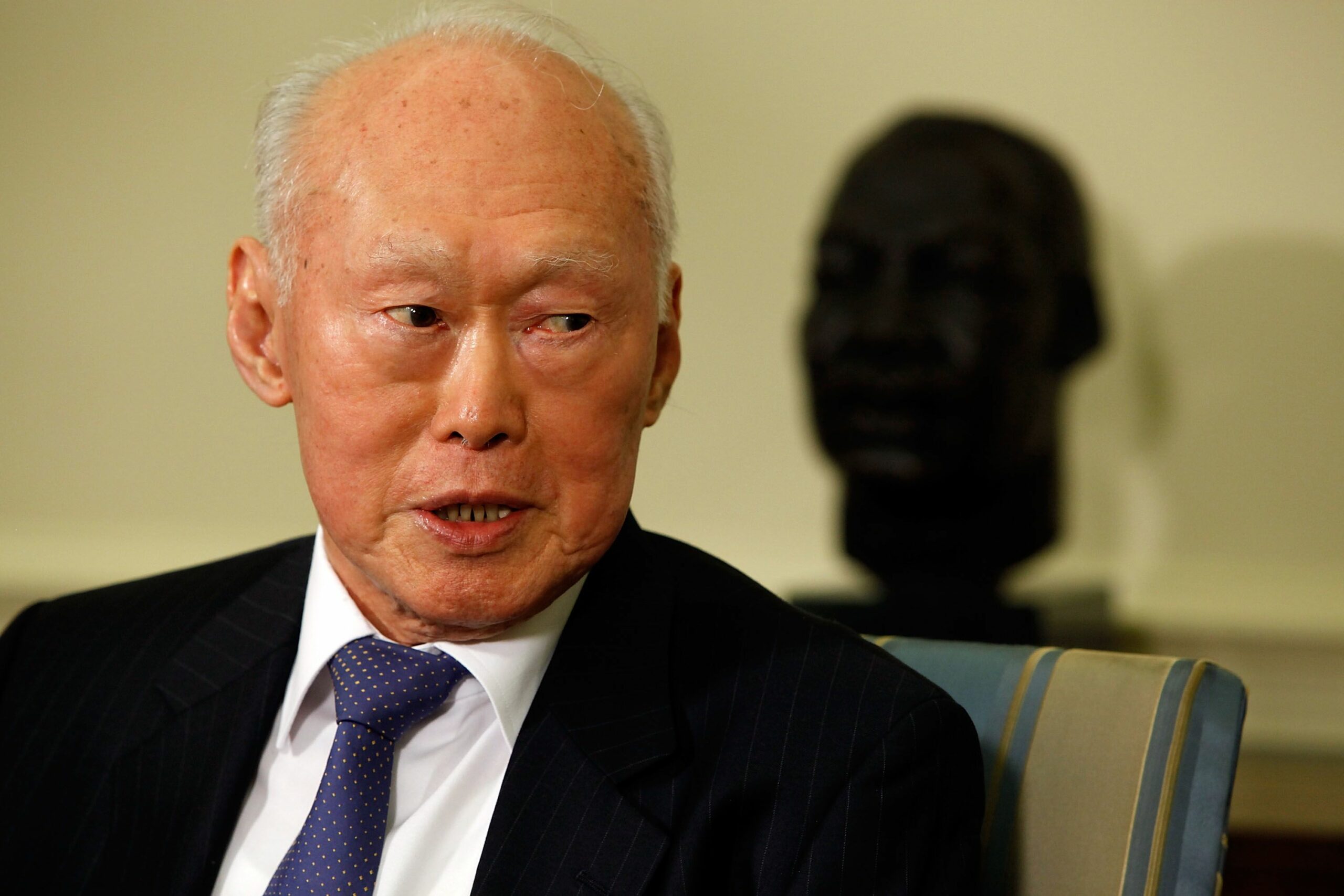 Lee Kuan Yew Biography