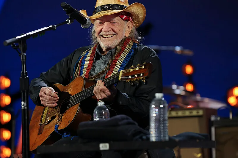 Willie Nelson Biography